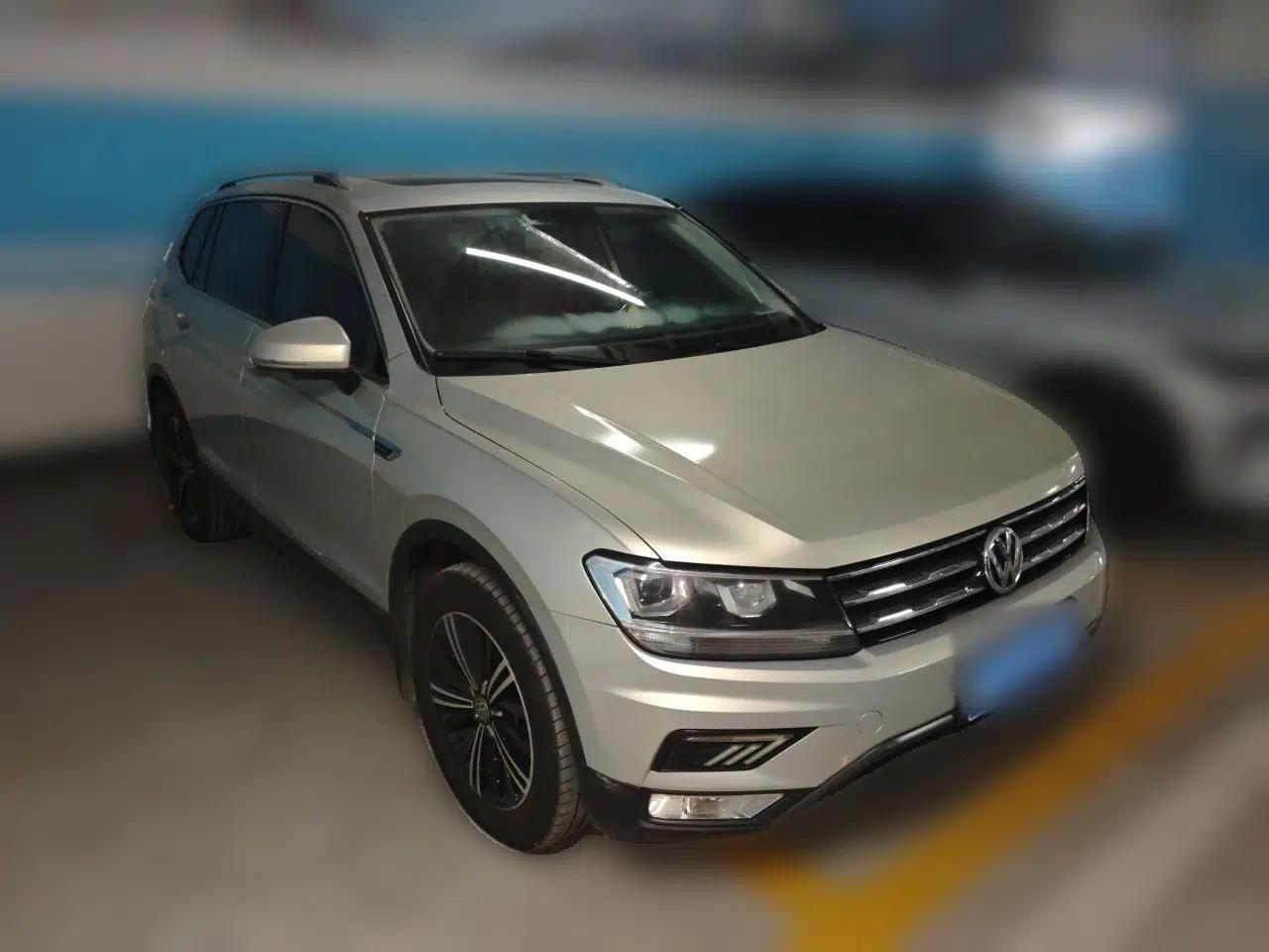 Volkswagen Tiguan L 2019 330TSI Automatic Two-Wheel Drive Panoramic Comfort Edition China VI Standard — миниатюра 3