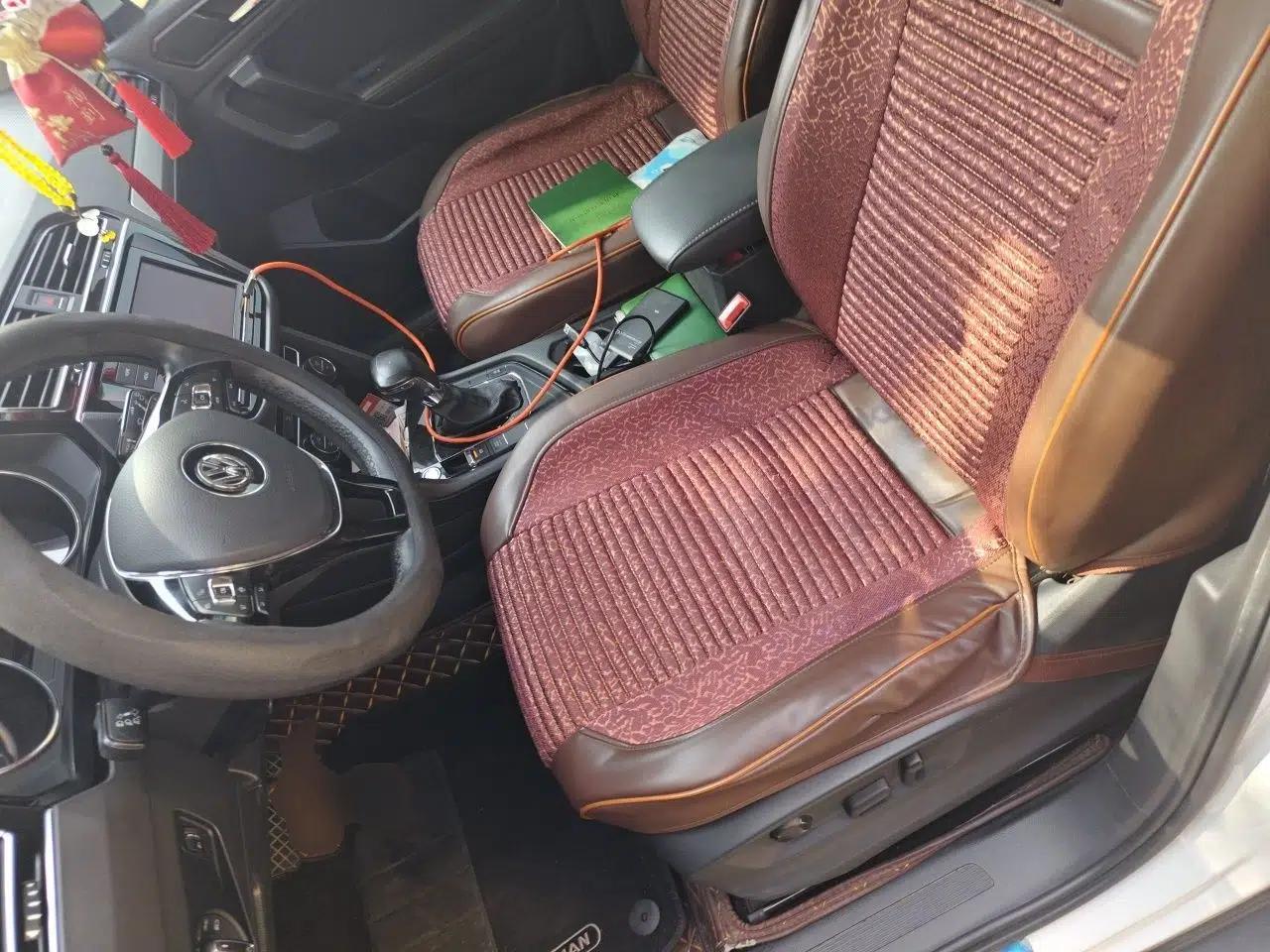 Volkswagen Tiguan L 2019 330TSI Automatic Two-Wheel Drive Panoramic Comfort Edition China V Standard — миниатюра 15