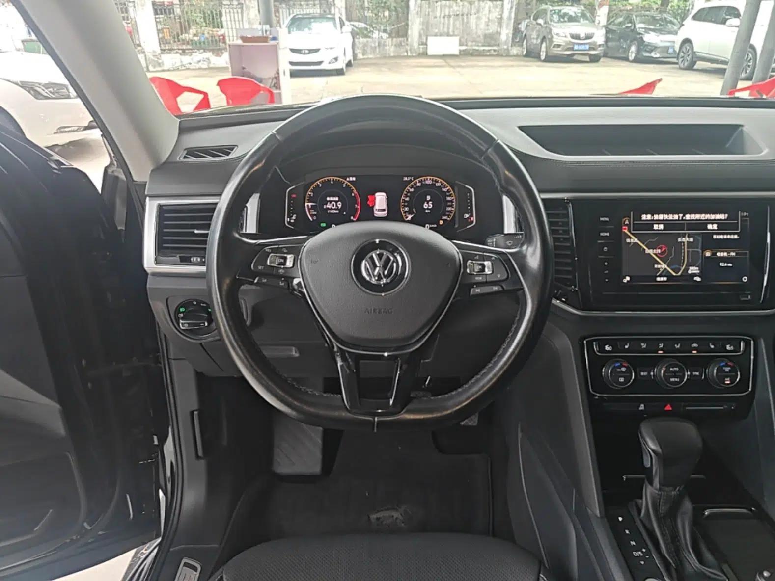 Volkswagen Teramont 2020 330TSI Two-Wheel-Drive Luxury Edition China VI Standard — миниатюра 13