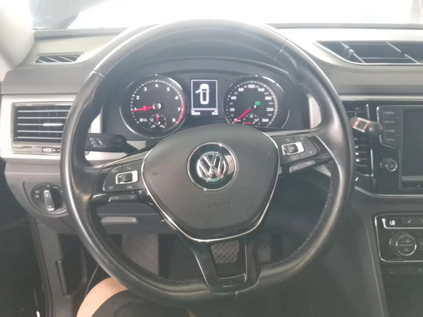 Volkswagen Teramont 2017 380TSI Four-Wheel Drive Luxury Edition — миниатюра 13