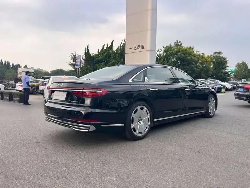 2025 Audi A8 A8L 55 TFSI Horch Founder Edition — миниатюра 5