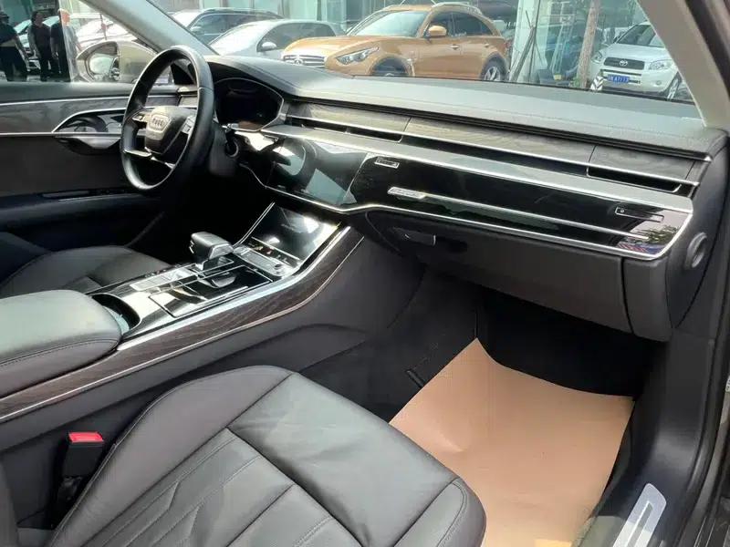 Audi A8 2018 A8L 55 TFSI quattro Premium Edition — миниатюра 18