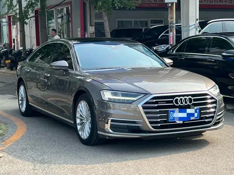 Audi A8 2018 A8L 55 TFSI quattro Premium Edition — миниатюра 3