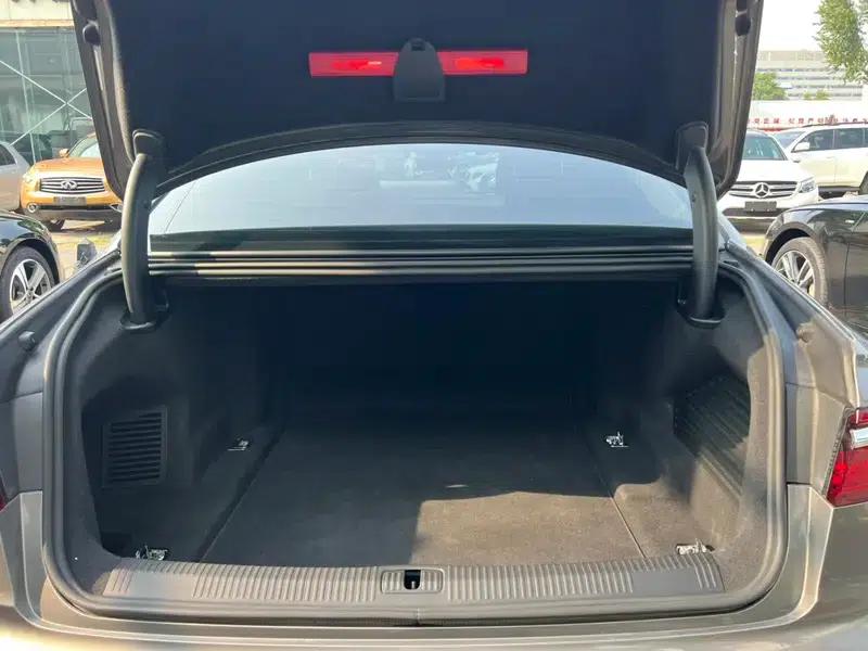 Audi A8 2018 A8L 55 TFSI quattro Premium Edition — миниатюра 27