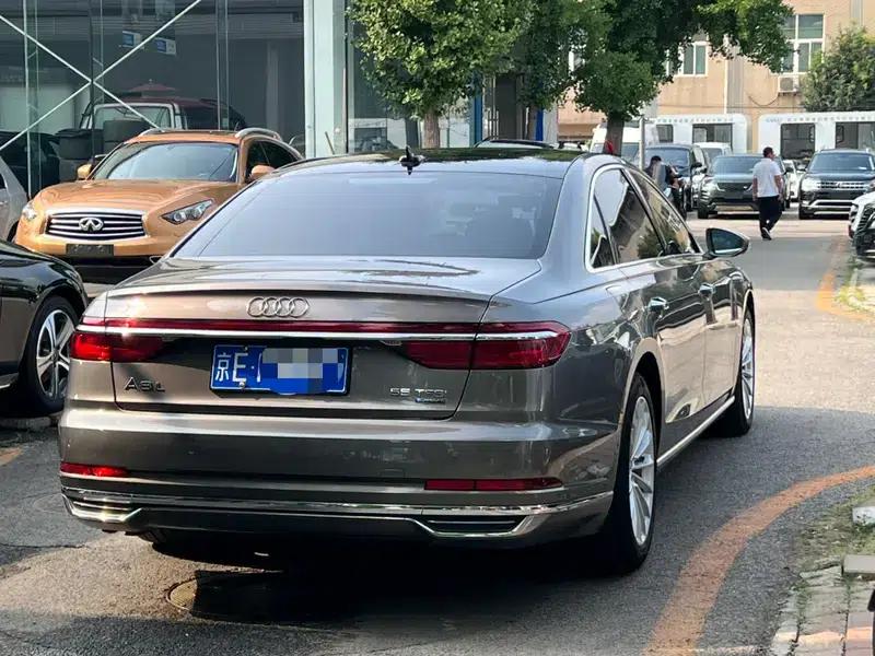 Audi A8 2018 A8L 55 TFSI quattro Premium Edition — миниатюра 6