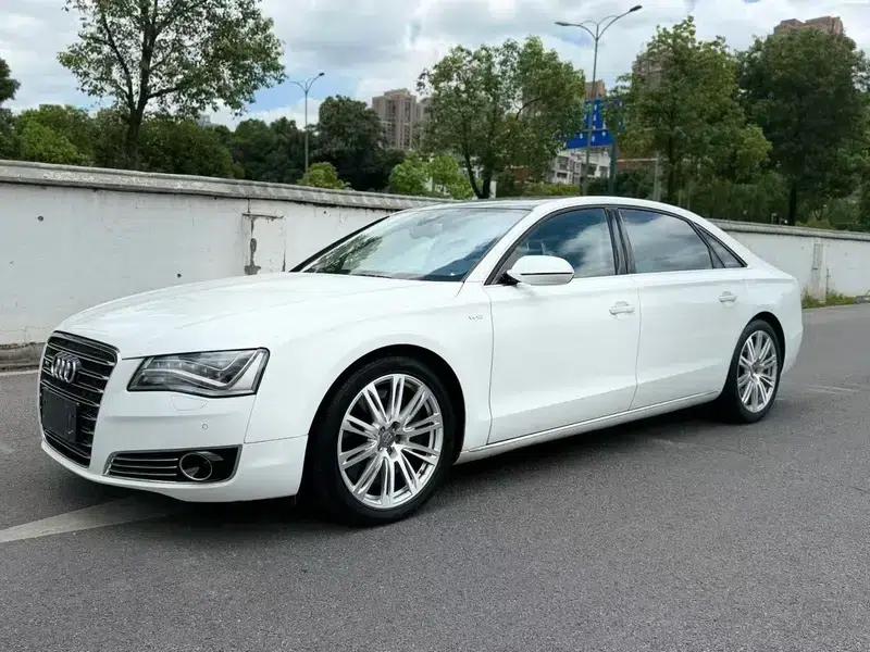 2013 Audi A8 A8L 6.3 FSI W12 quattro Flagship Model — миниатюра 1