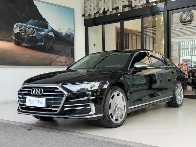 2021 Audi A8 A8L 50 TFSI quattro Comfort — миниатюра 1