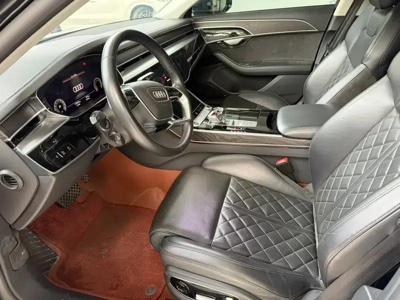 2021 Audi A8 A8L 50 TFSI quattro Comfort — миниатюра 12