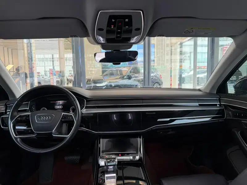2021 Audi A8 A8L 50 TFSI quattro Comfort — миниатюра 10