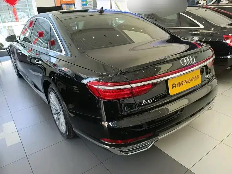 2021 Audi A8 A8L 50 TFSI quattro Comfort — миниатюра 3