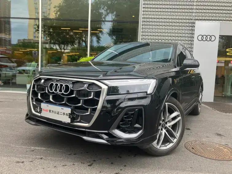 Audi Q7 2024 55 TFSI quattro S line Sport — миниатюра 1