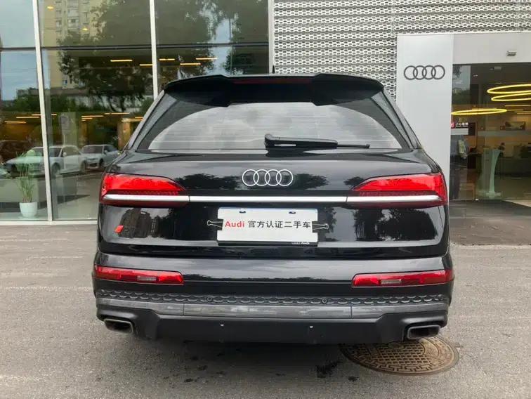 Audi Q7 2024 55 TFSI quattro S line Sport — миниатюра 3