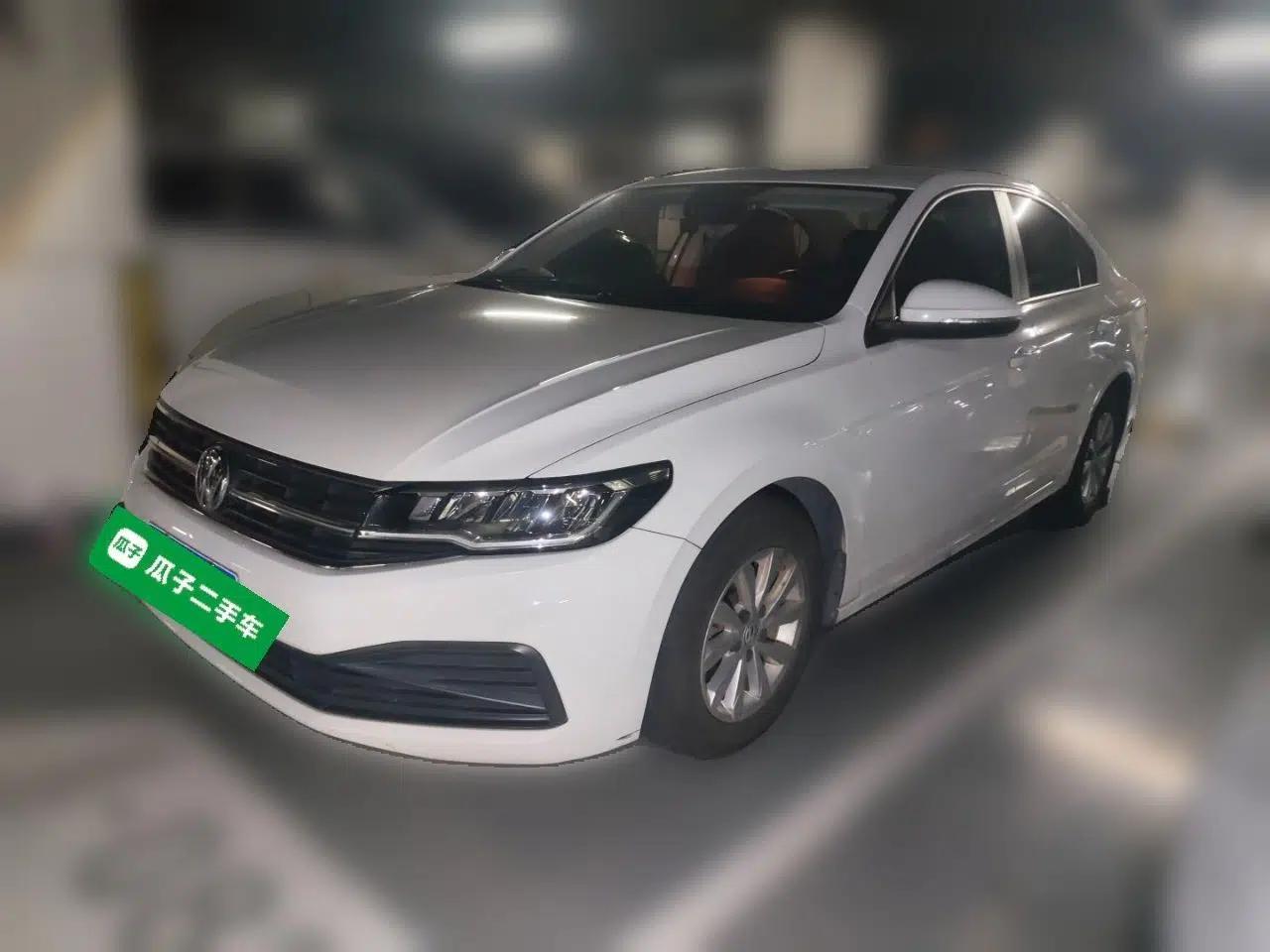 Volkswagen Bora 2020 1.5L Manual Fashion Edition — миниатюра 1