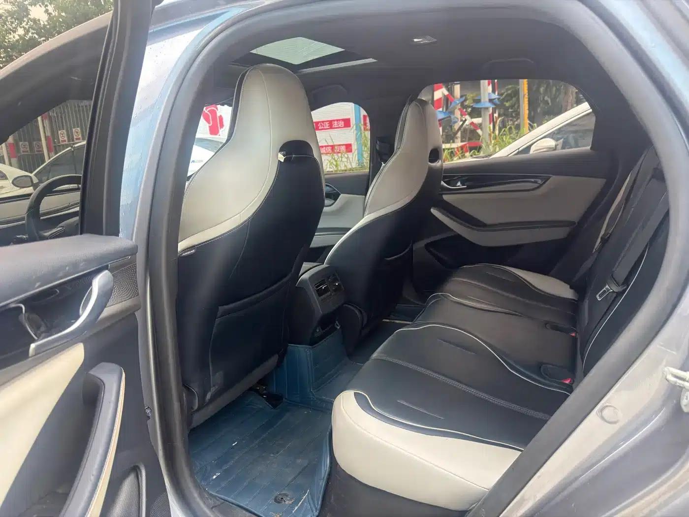 Qin PLUS 2021 DM-i 55KM Flagship Edition — миниатюра 5