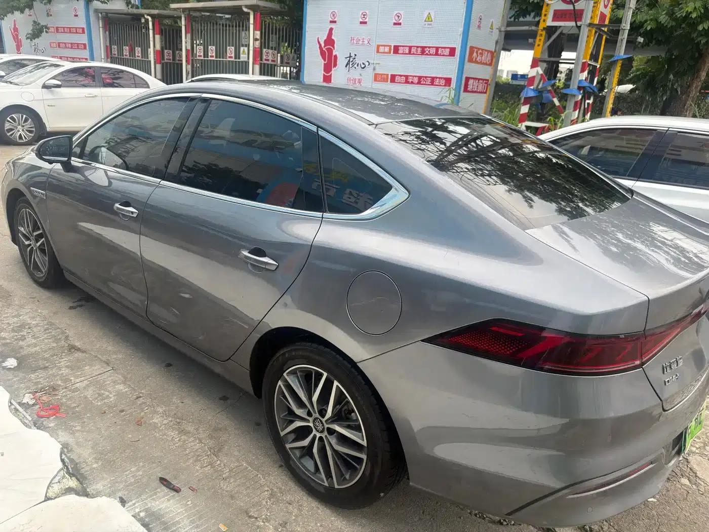Qin PLUS 2021 DM-i 55KM Flagship Edition — миниатюра 9