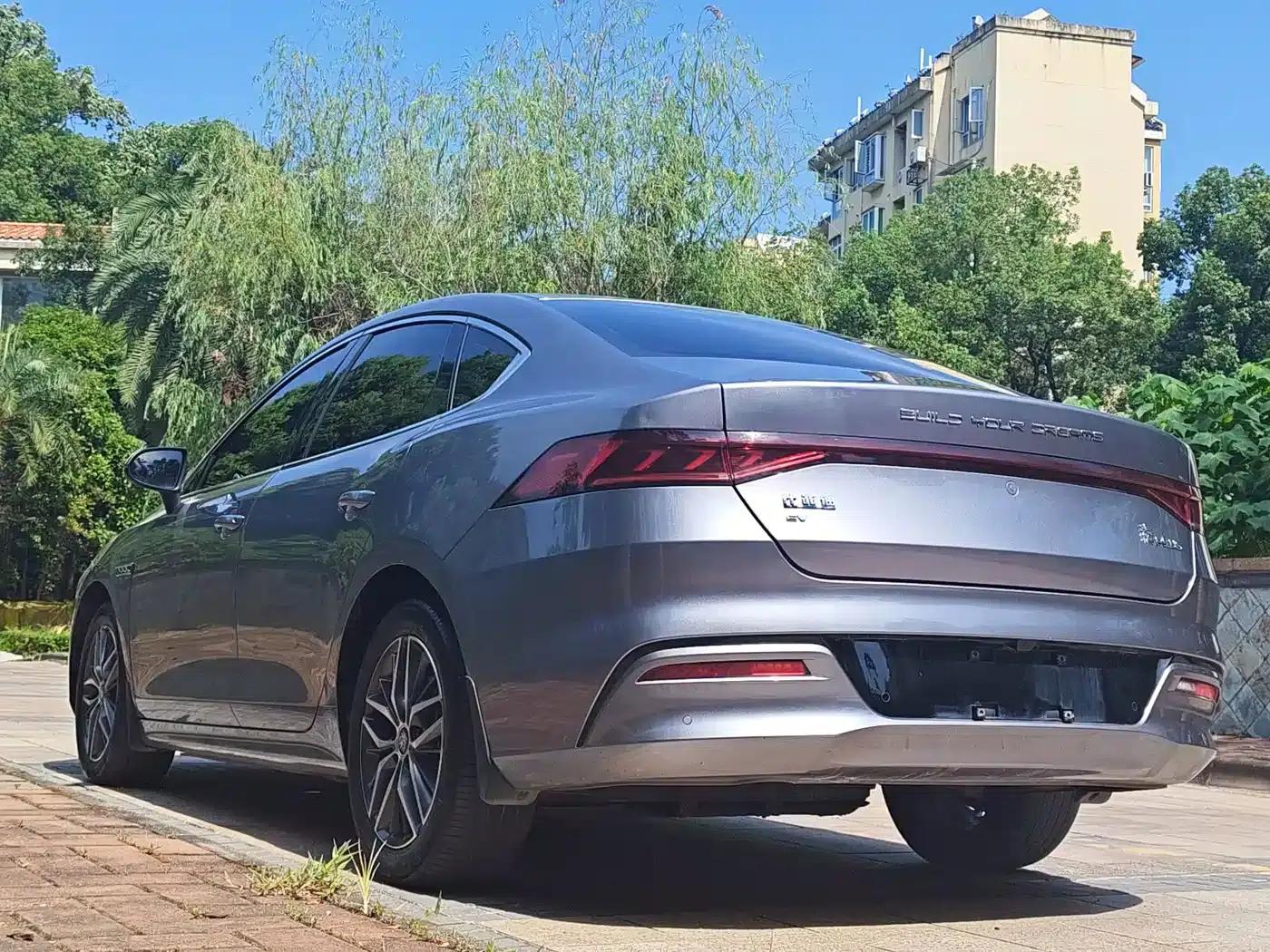 Qin PLUS 2021 EV 500KM Luxury Edition — миниатюра 13
