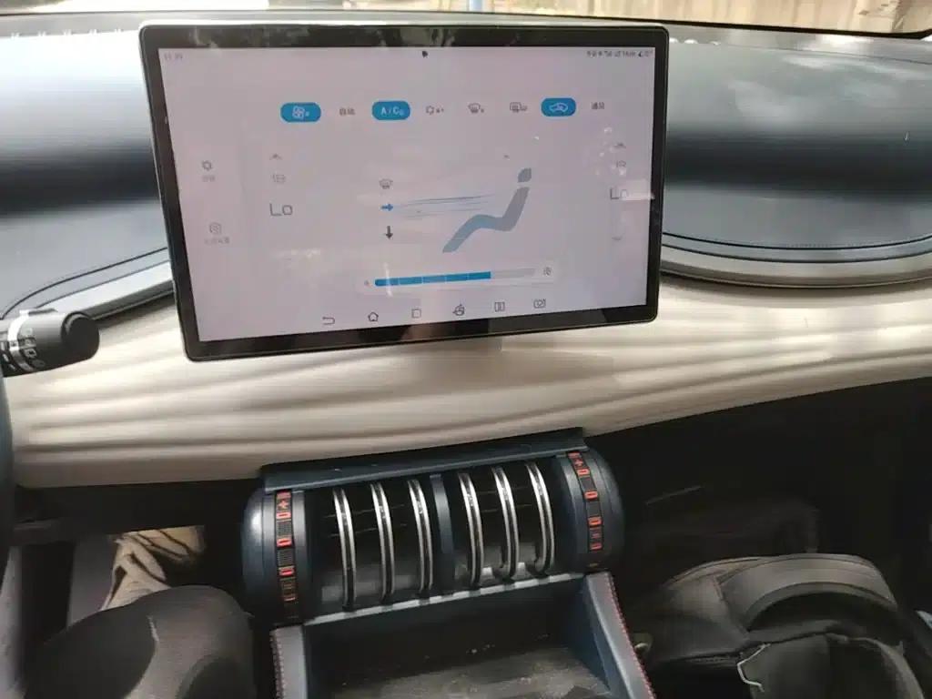 Yuan Plus 2022 430KM Premium — миниатюра 13