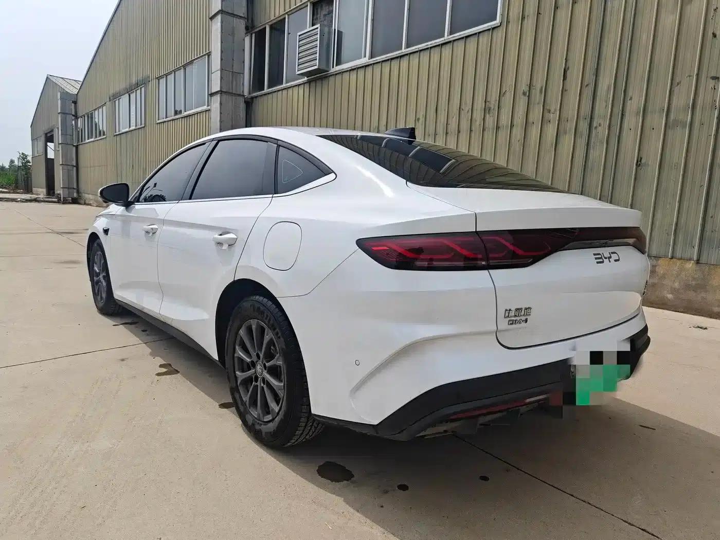 Qin L 2025 DM-i Intelligent Driving Edition 80KM Leading Model — миниатюра 5