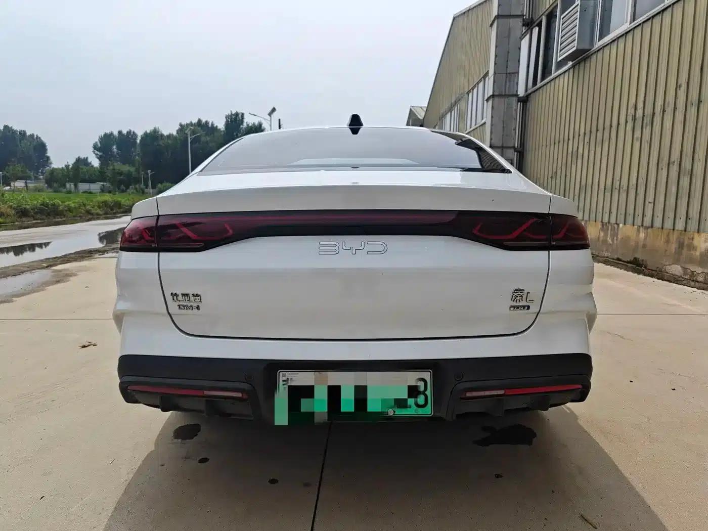 Qin L 2025 DM-i Intelligent Driving Edition 80KM Leading Model — миниатюра 6