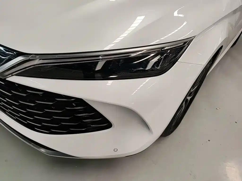 Qin L 2024 DM-i 120KM Leading Edition — миниатюра 24