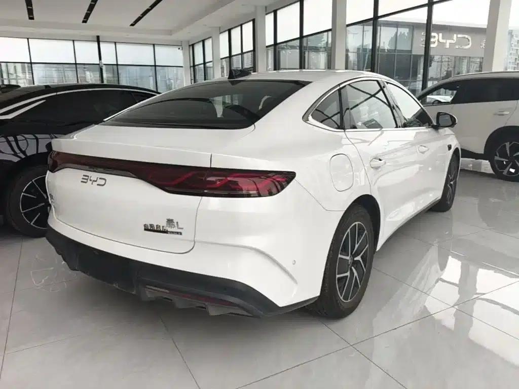Qin L 2025 DM-i Intelligent Driving Edition 120KM Superior Model — миниатюра 7