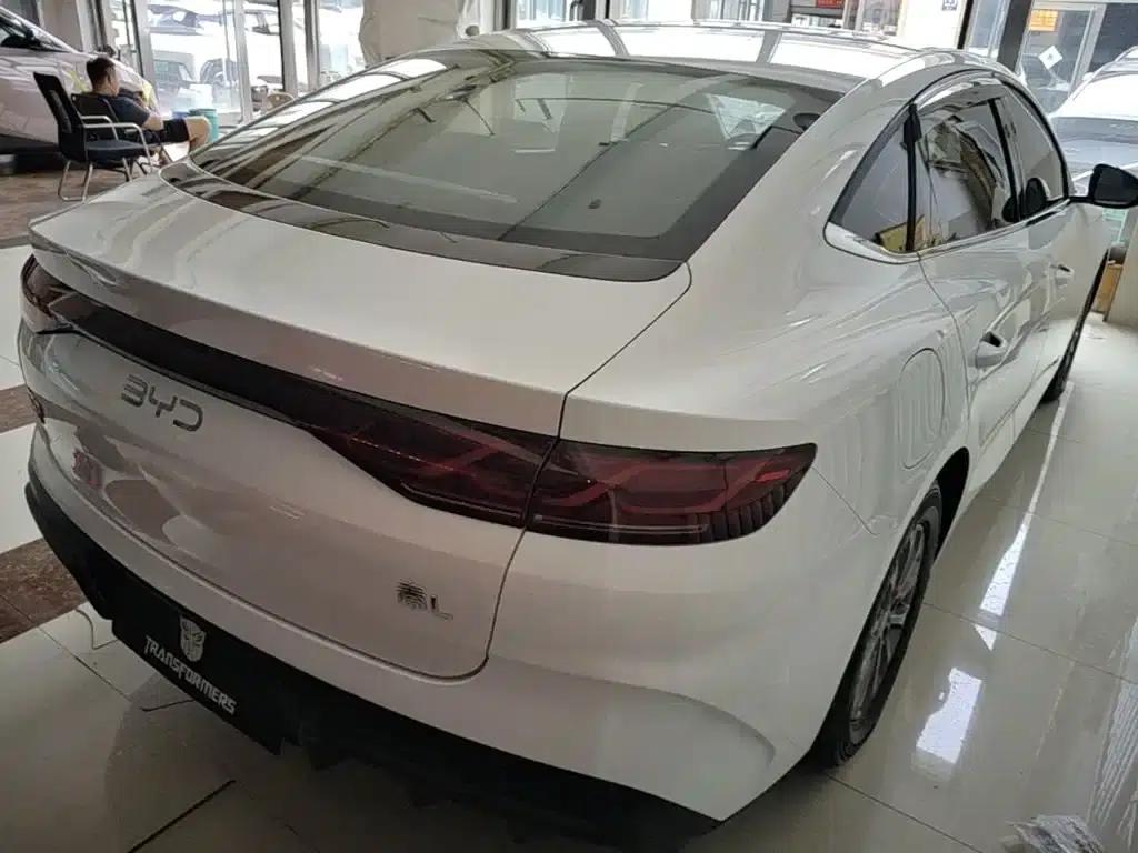 Qin L 2024 DM-i 80KM Leading Edition — миниатюра 7
