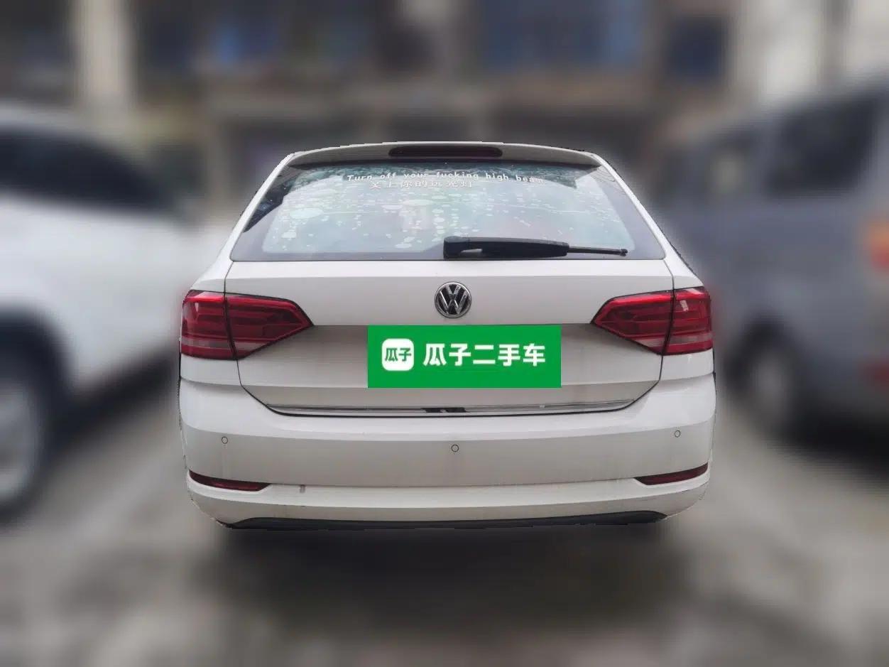 Volkswagen Santana 2015 Haval H6 1.6L Automatic Comfort Model — миниатюра 5