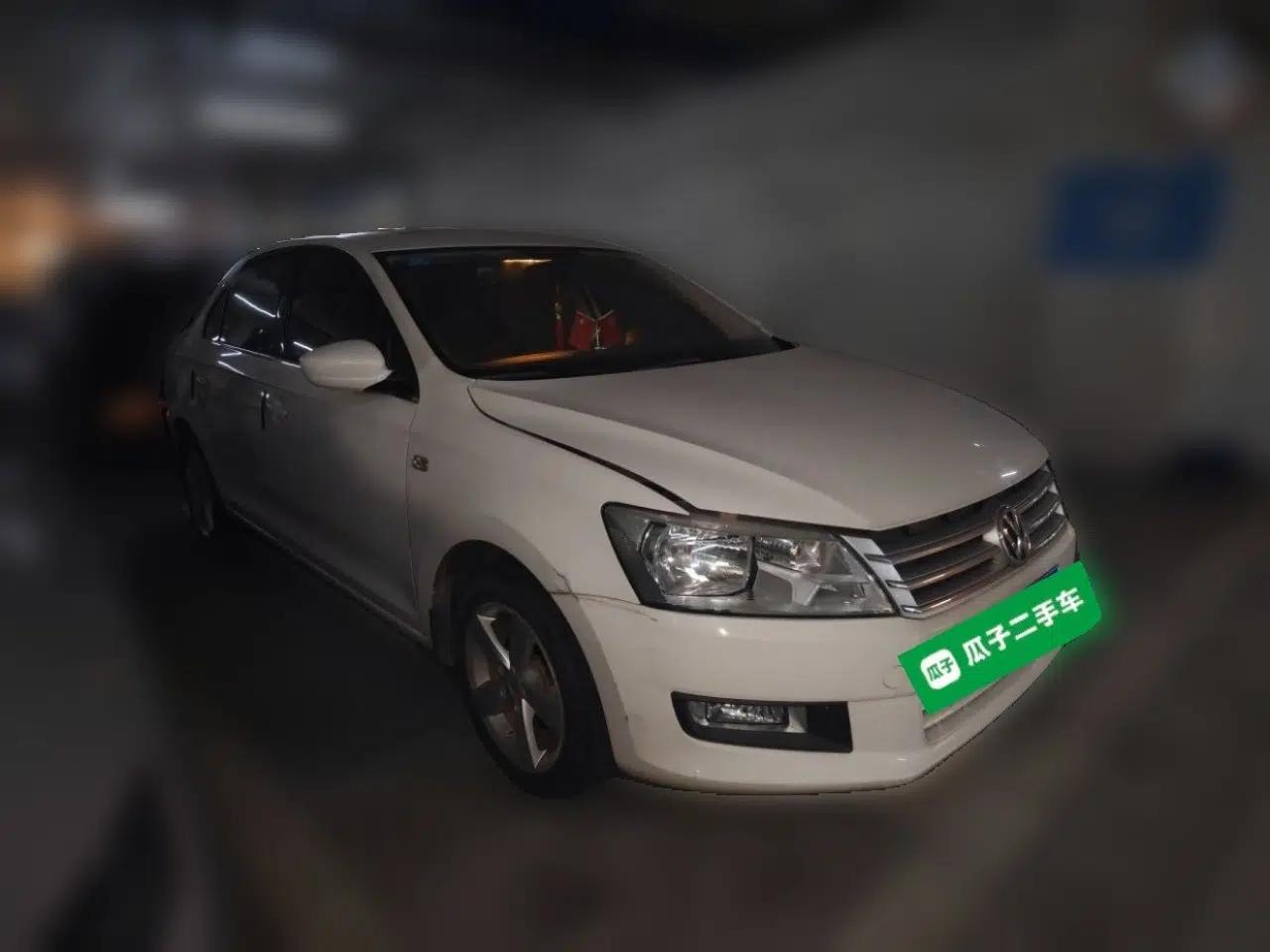 Volkswagen Santana 2015 1.6L Automatic Comfort Edition — миниатюра 3