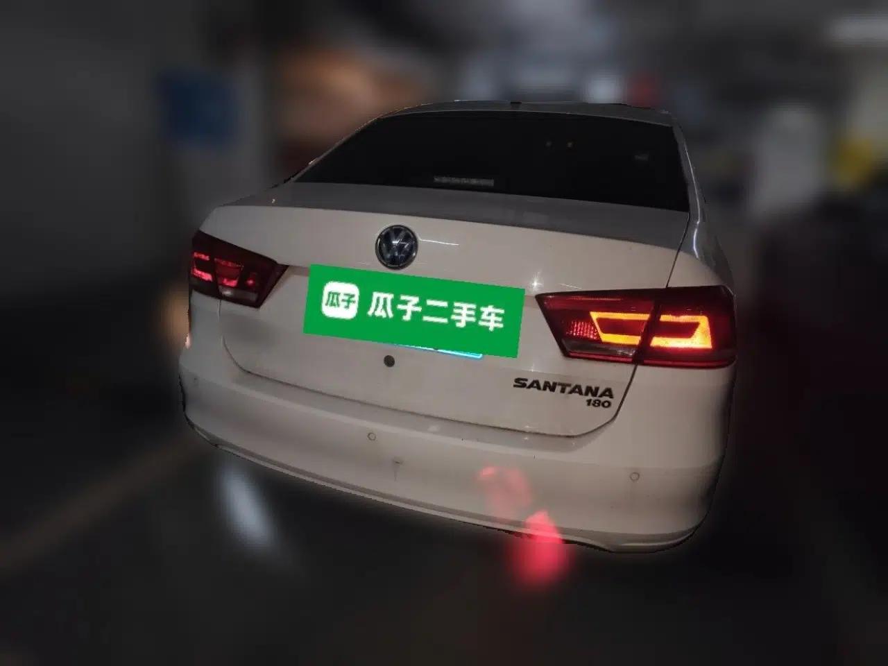Volkswagen Santana 2015 1.6L Automatic Comfort Edition — миниатюра 5