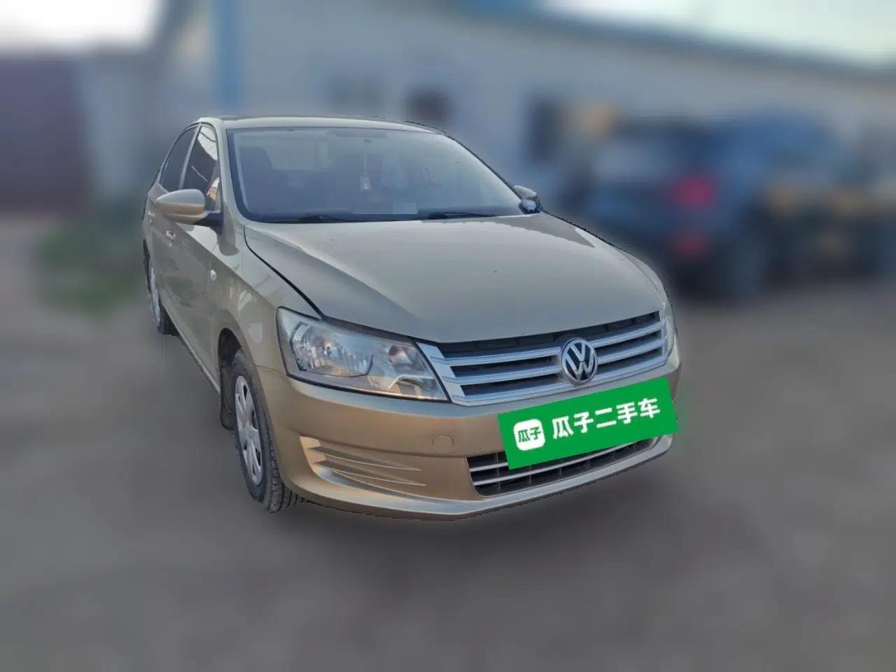 Volkswagen Santana 2014 1.6L Automatic 30th Anniversary Edition — миниатюра 3