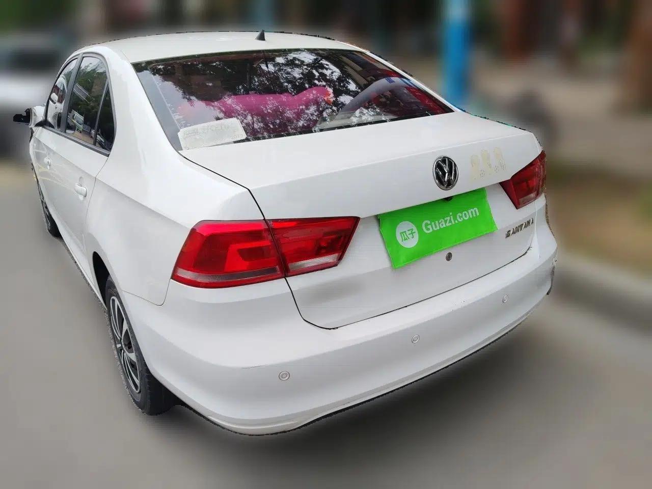 Volkswagen Santana 2015 1.4L Manual Fashion Edition — миниатюра 4