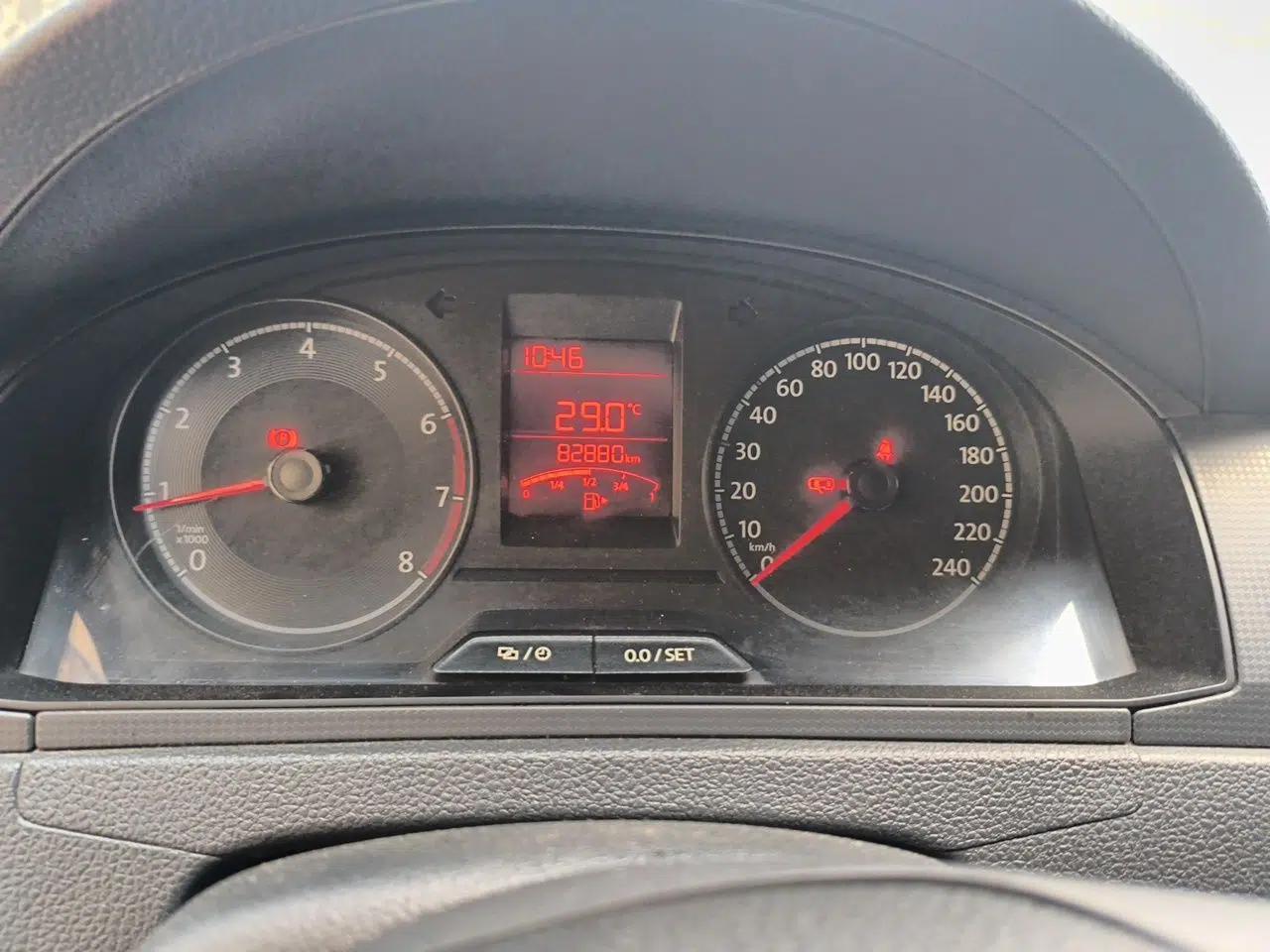 Volkswagen Santana 2018 1.5L Manual Fashion Edition — миниатюра 11