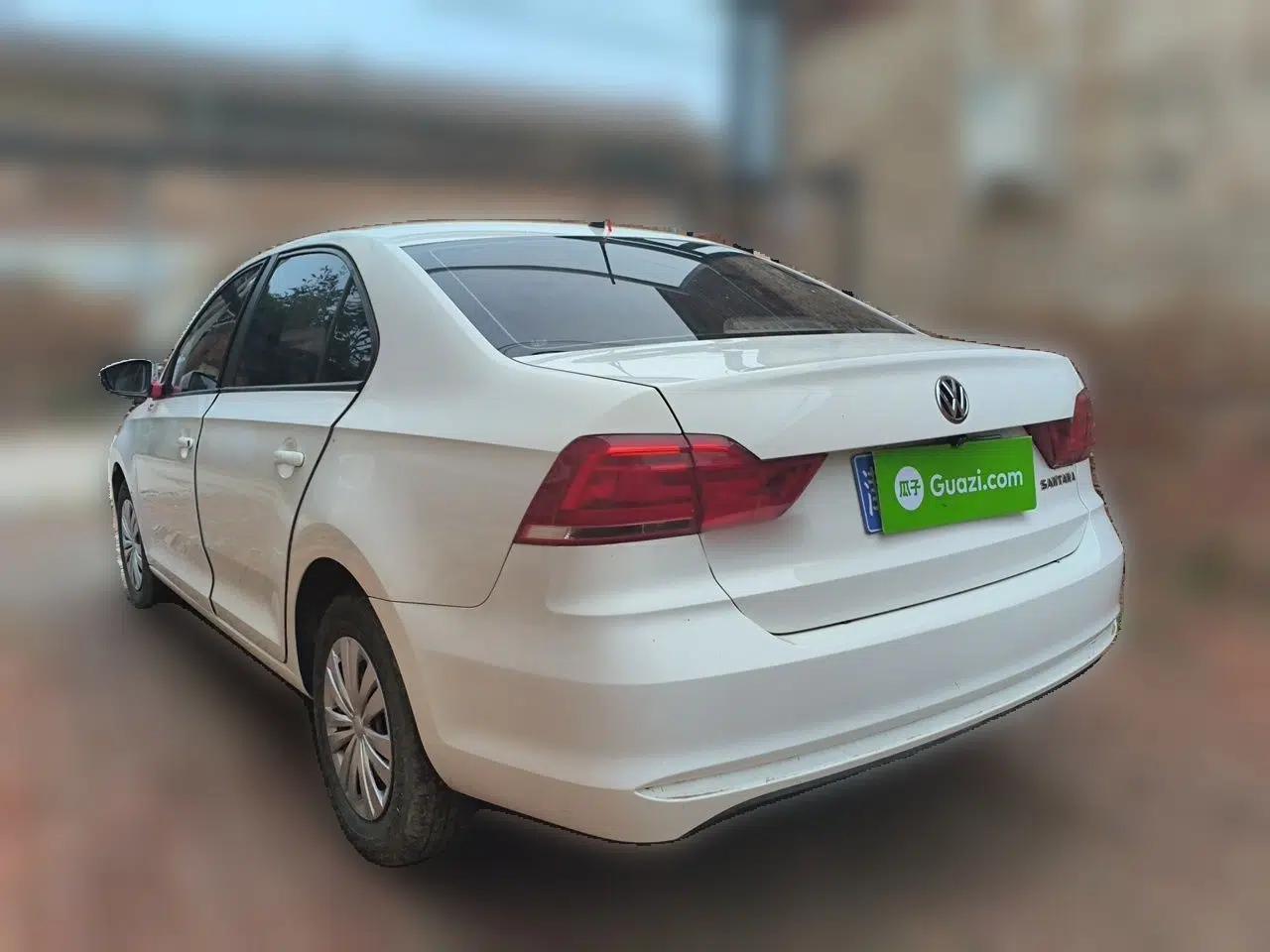 Volkswagen Santana 2018 1.5L Manual Fashion Edition — миниатюра 4