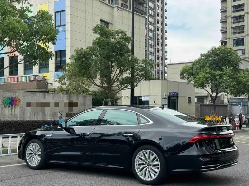 Audi A7L 2024 45 TFSI S-line Dream Crystal Package — миниатюра 4