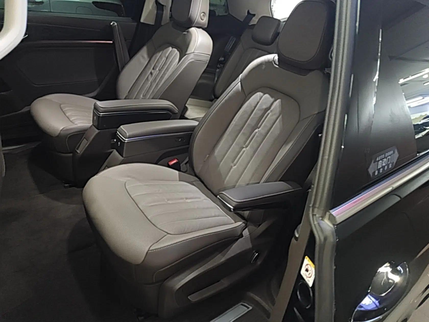Volkswagen Viloran 2023 Revised Version 380TSI Luxury Edition — миниатюра 20