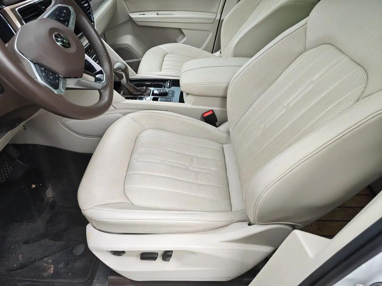 Volkswagen Viloran 2020 330TSI Luxury Edition — миниатюра 15