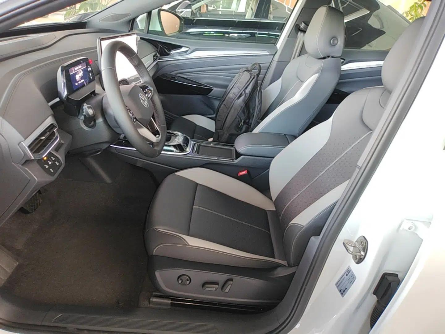 Volkswagen ID.4 CROZZ 2026 Model Pure Enjoyment Edition PURE — миниатюра 17