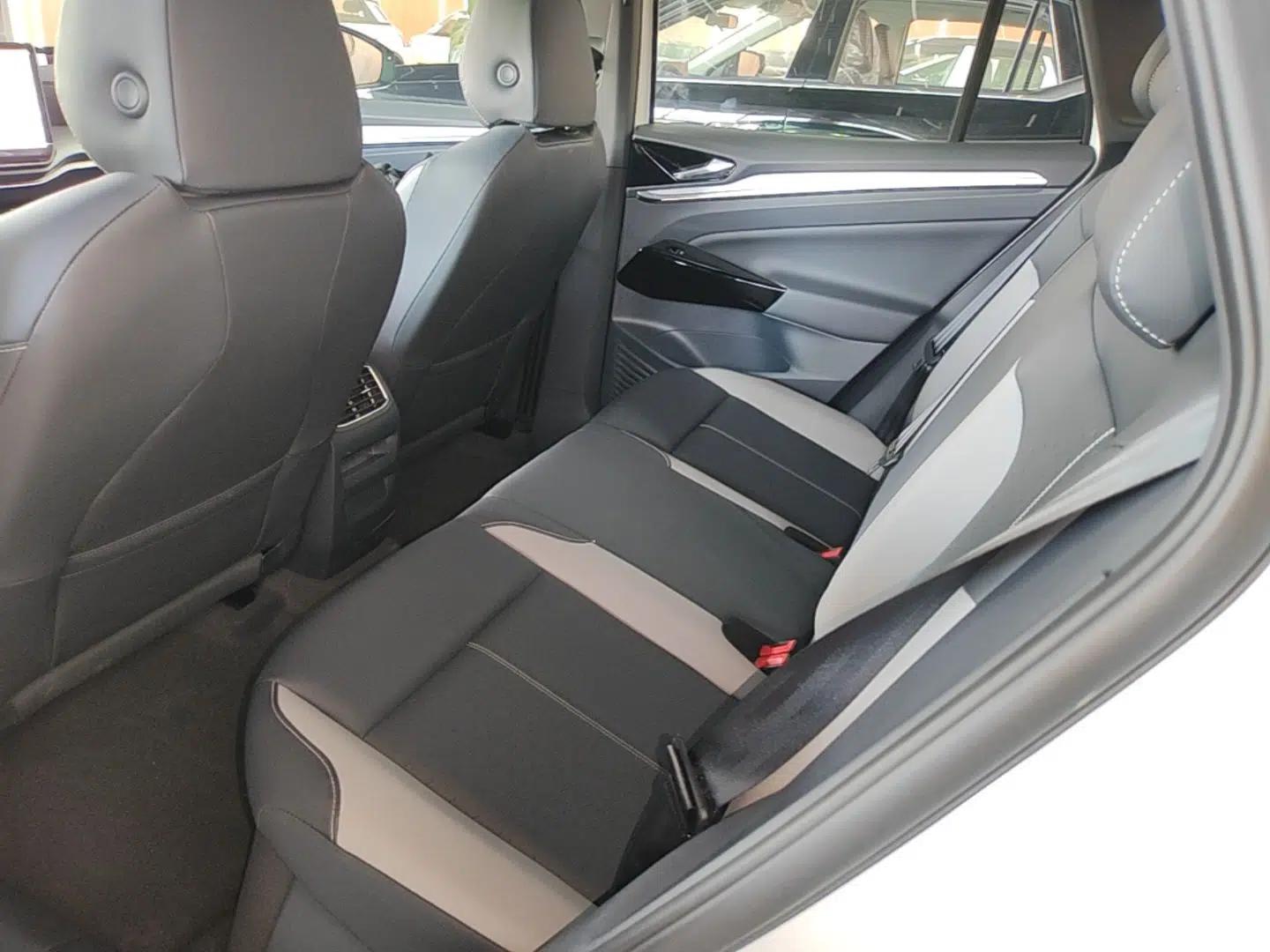 Volkswagen ID.4 CROZZ 2026 Model Pure Enjoyment Edition PURE — миниатюра 20