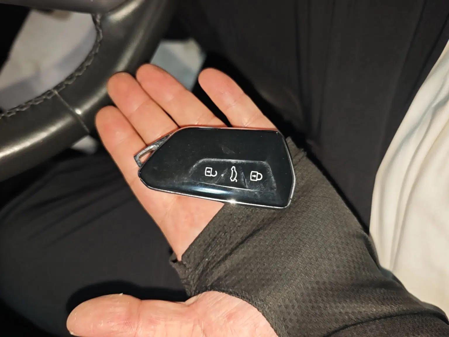 Volkswagen ID.4 X 2023 Smart Enjoyment Long-Range Version — миниатюра 28