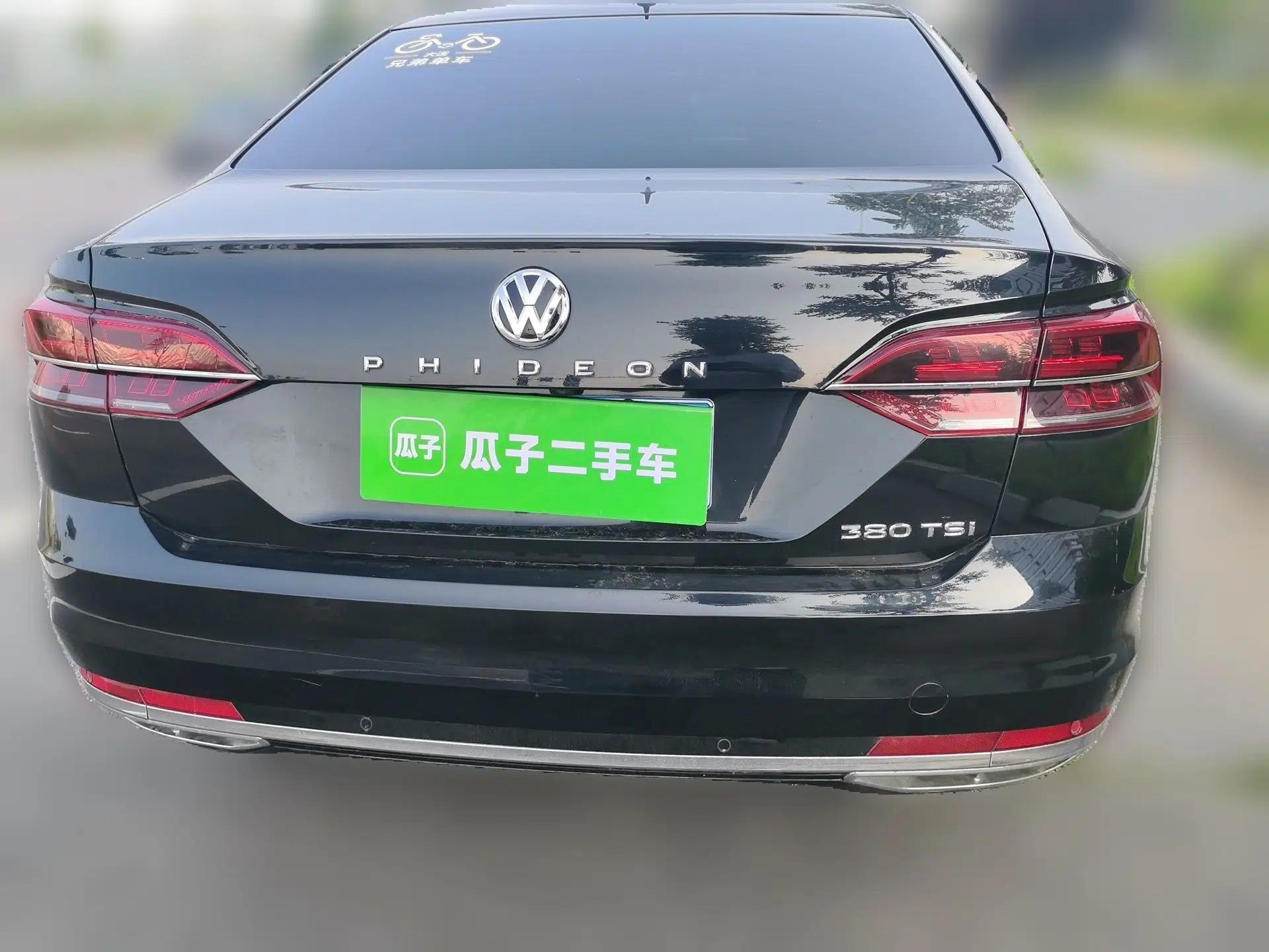 Volkswagen Phideon 2018 Revised Version 380TSI Two-Wheel Drive Business Edition — миниатюра 5