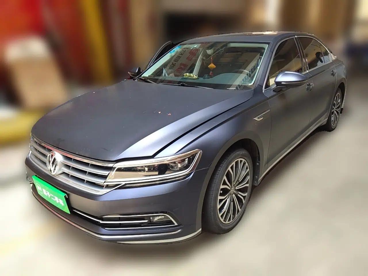 Volkswagen Phideon 2018 Revised Version 380TSI Two-Wheel Drive Business Edition — миниатюра 1
