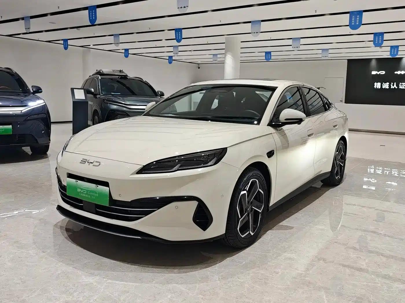 Seal 06 2025 DM-i Intelligent Driving Edition 120KM Flagship Model — миниатюра 1