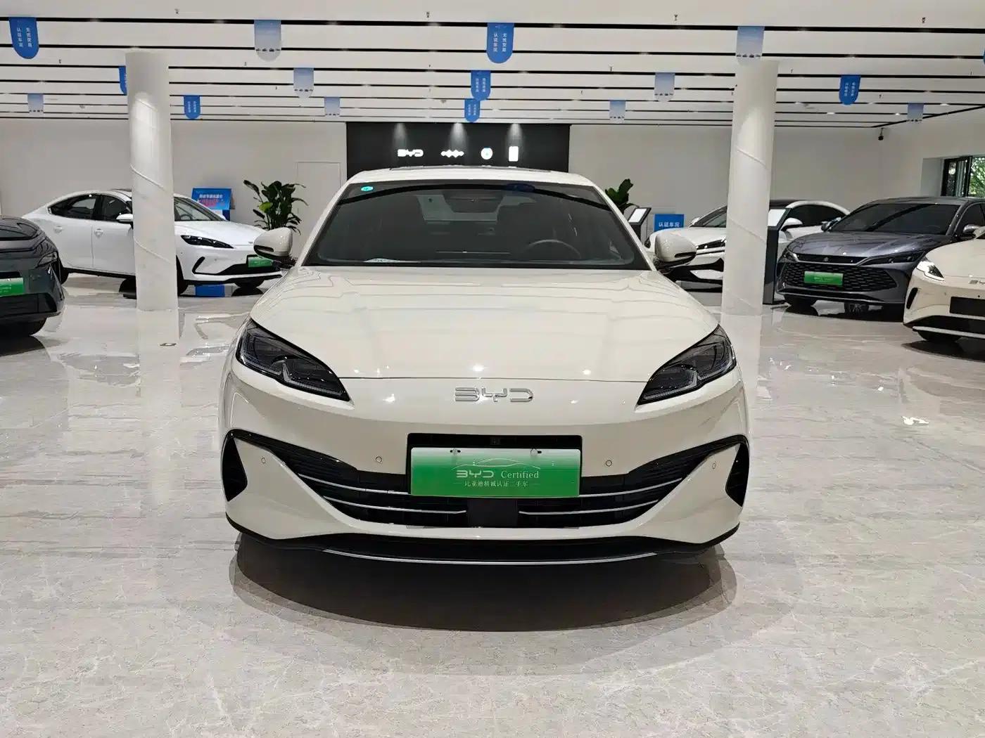Seal 06 2025 DM-i Intelligent Driving Edition 120KM Flagship Model — миниатюра 2