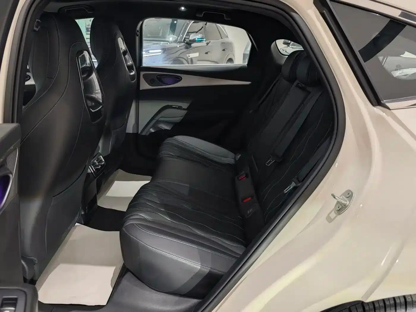 Seal 06 2025 DM-i Intelligent Driving Edition 120KM Flagship Model — миниатюра 11