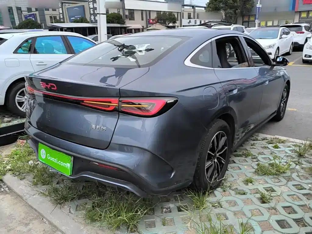 Seal 06 2024 DM-i 120KM Premium Edition — миниатюра 7