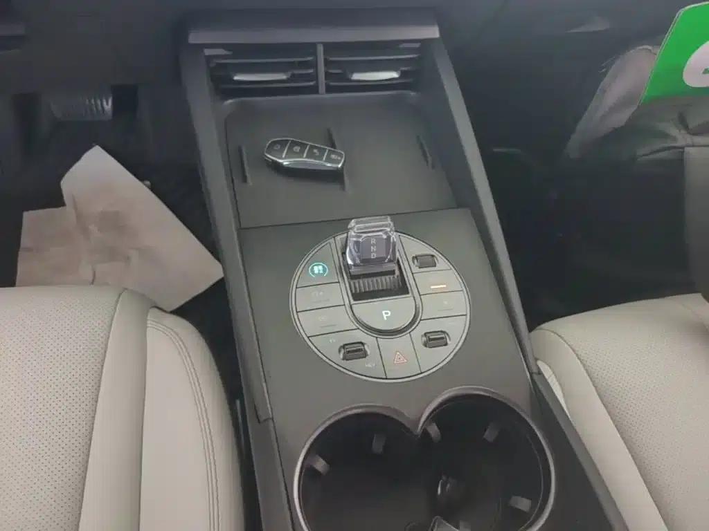 Seal 06 2024 DM-i 80KM Luxury — миниатюра 14
