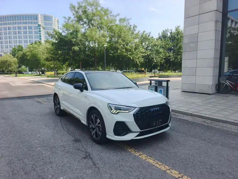 Audi Q3 Sportback 2023 40 TFSI Fashion Edition — миниатюра 3