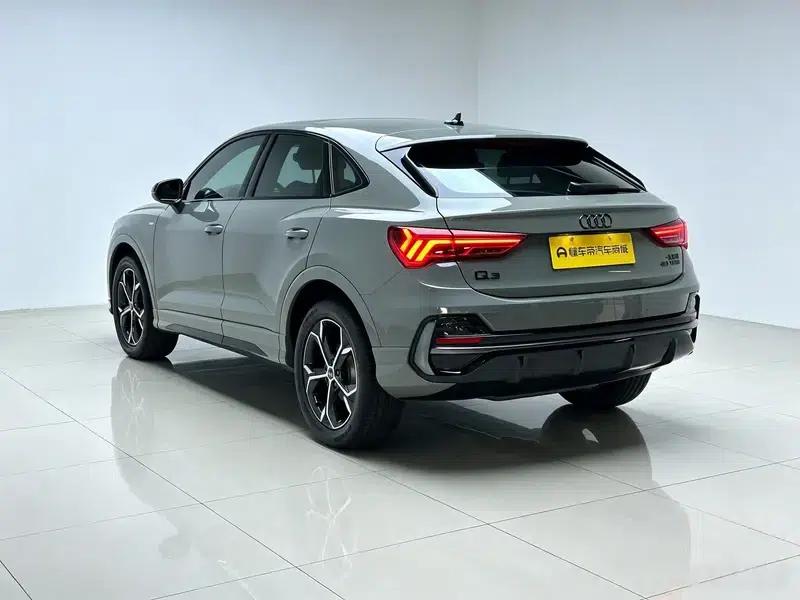 Audi Q3 Sportback 2025 quattro 45th Anniversary Edition 40 TFSI Fashion Model — миниатюра 5