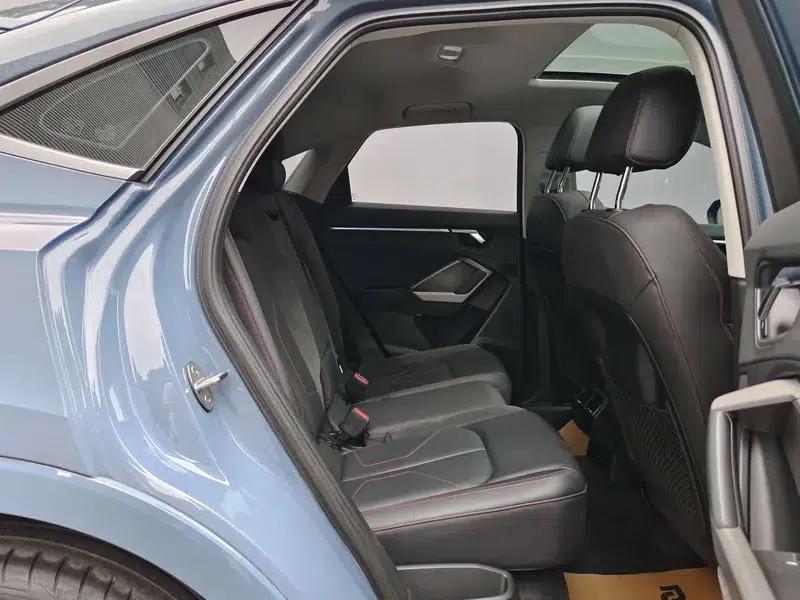Audi Q3 Sportback 2022 40 TFSI RS Package (Sports Edition) — миниатюра 21