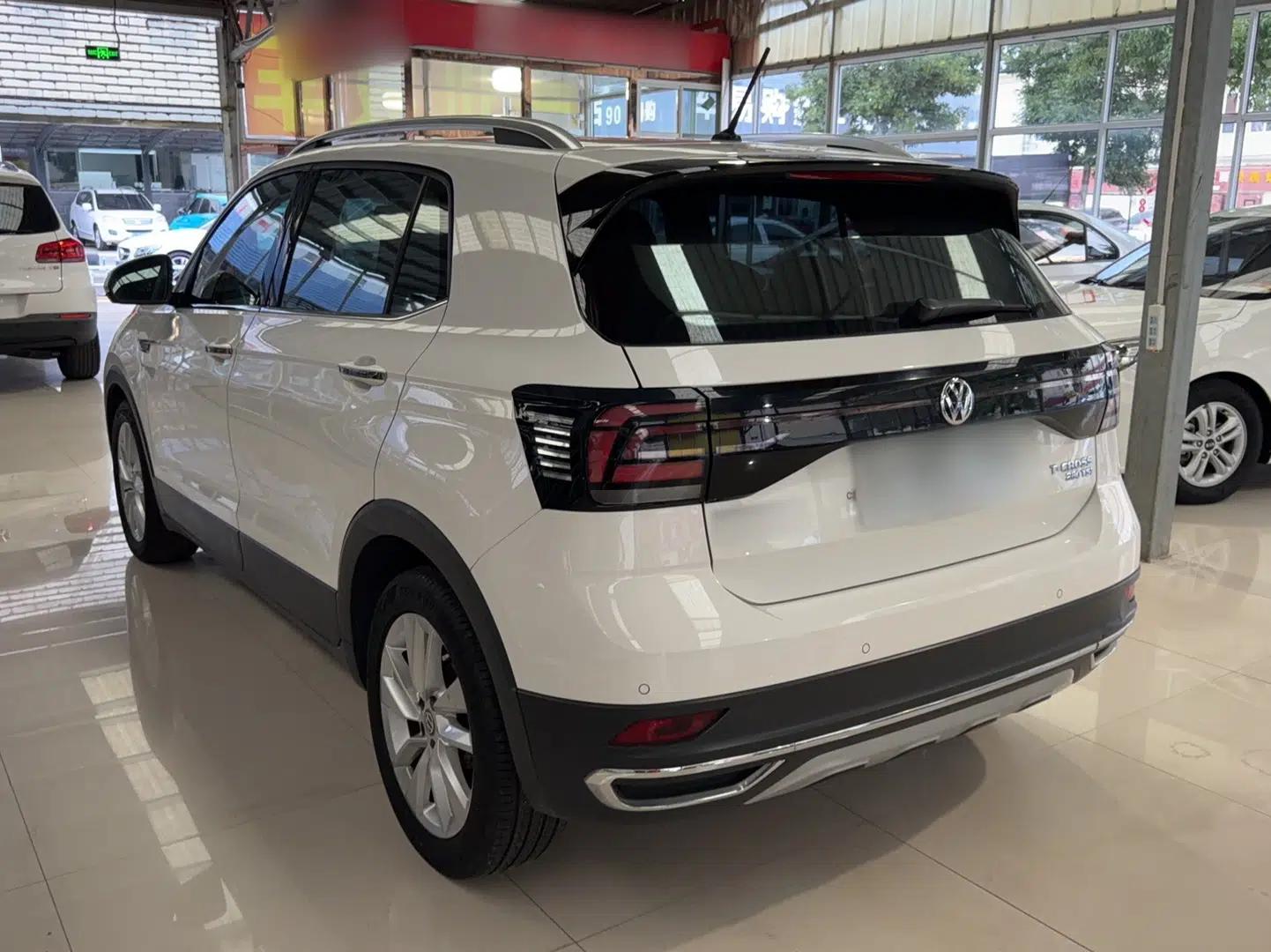 Volkswagen T-Cross 2019 280TSI DSG Comfort Edition — миниатюра 6